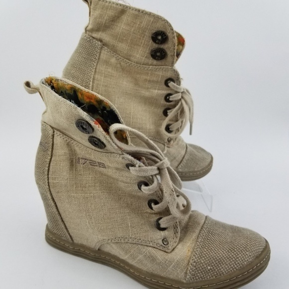 blowfish canvas boots